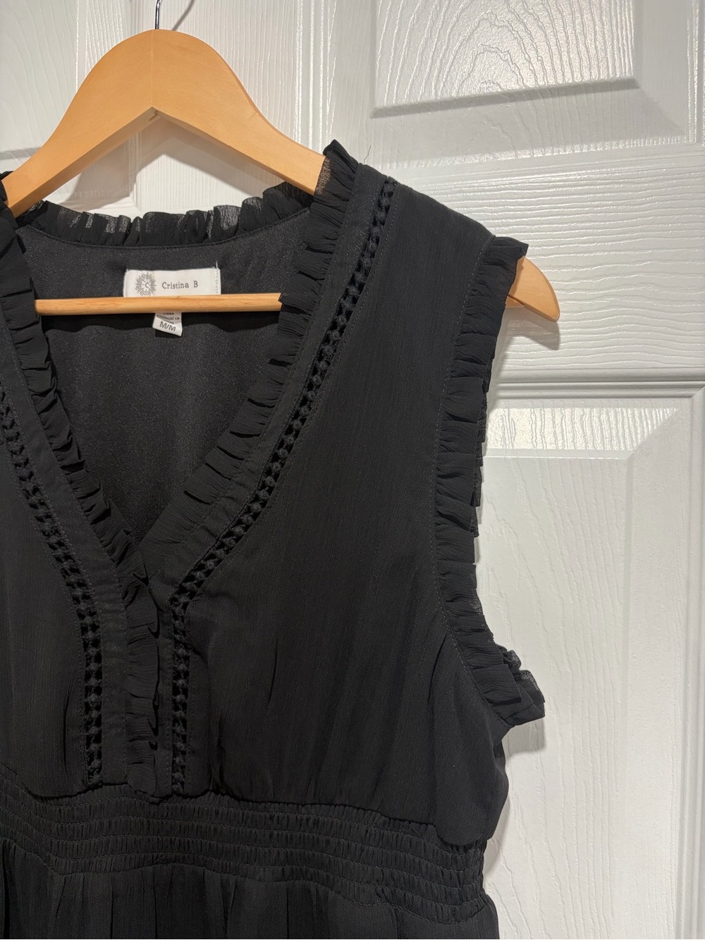 Christina Black Sleeveless V-Neck Maxi Dress - Picture 6 of 12